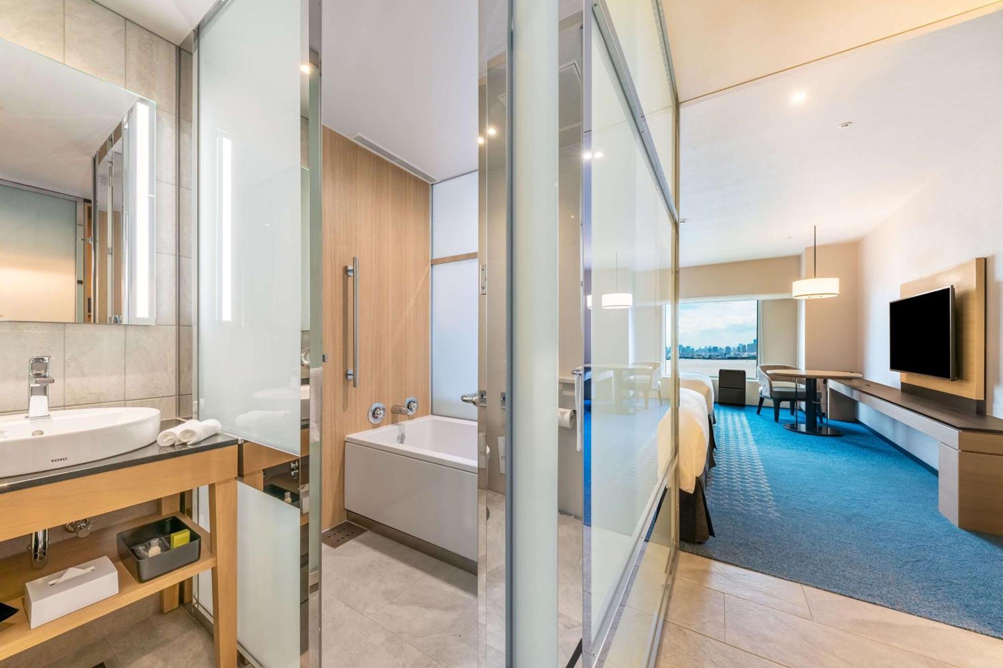 Hilton Tokyo Bay Hotell Urayasu Eksteriør bilde