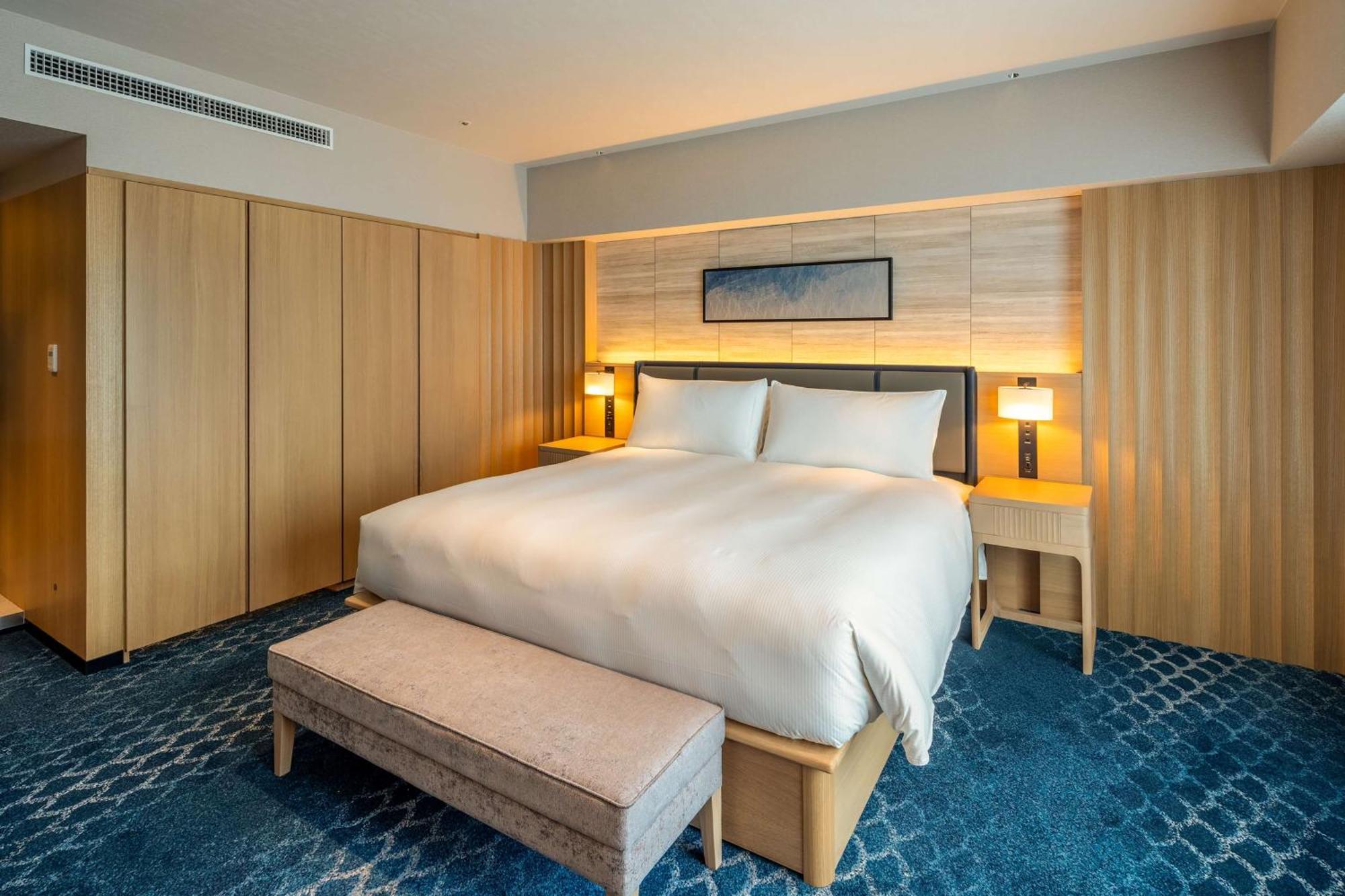 Hilton Tokyo Bay Hotell Urayasu Eksteriør bilde